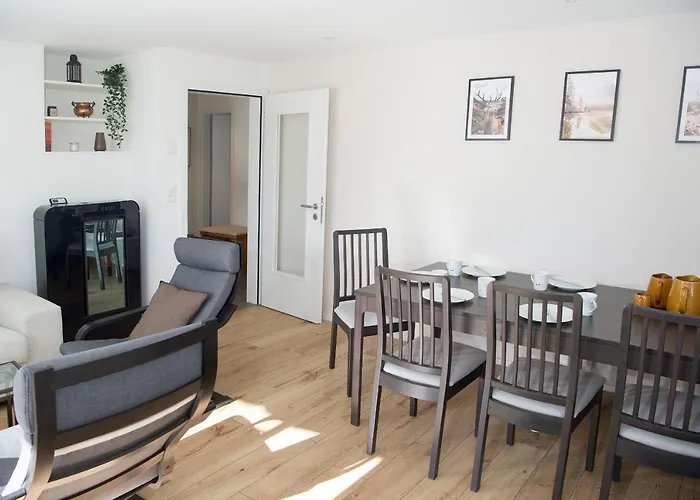 Quiet House With Garden And Mountain View