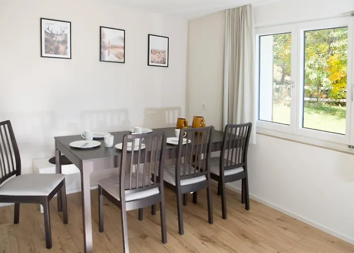 Vakantiehuis Quiet House With Garden&mountain View Lenz